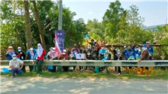 Cleaning Event - Kim Kim River